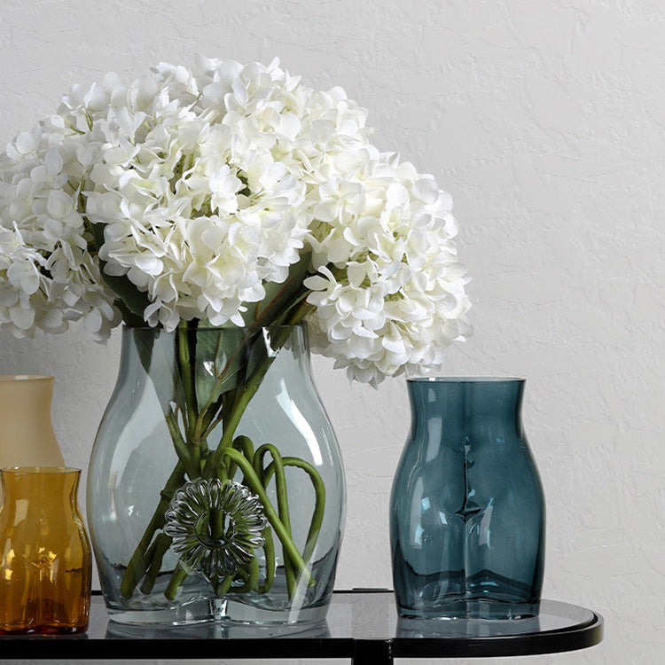 Florova – Zeitlose Blumenvase für modernes Wohnen