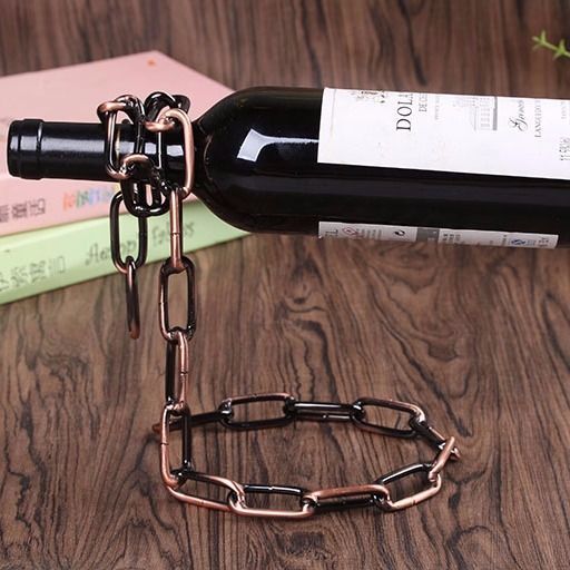 Vinova – Hängendes Weinregal für den stilvollen Keller